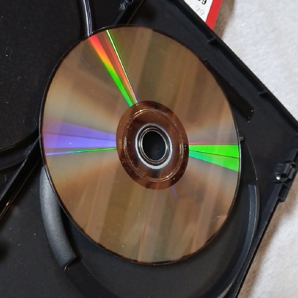 Disney Pixar DVD Collection: Cars, The Incredibles, Finding Dory - Picture 9 of 13